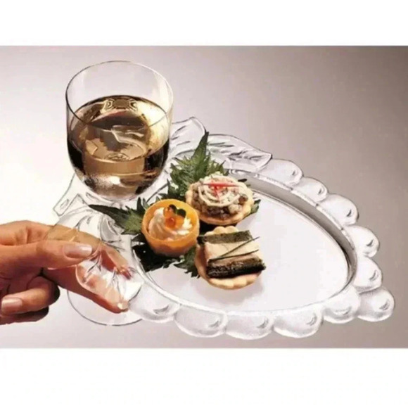 Lot of 8 Grape Cluster Wine Holder Plates - Picture 1 of 3